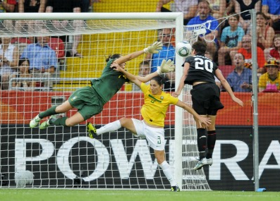Abby Wambach scores winning goal against Brazil in World Cup semifinal